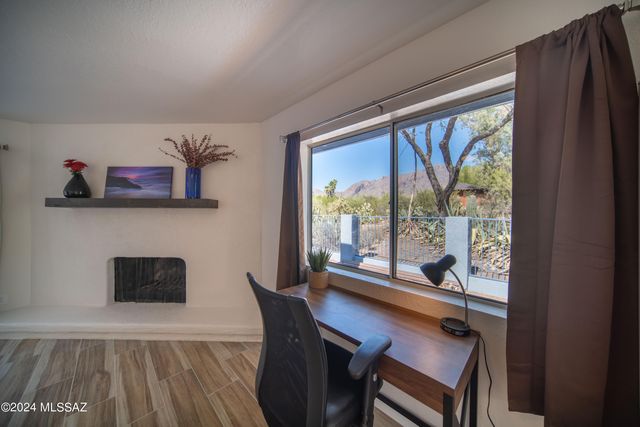 5617 N Camino Del Conde, Tucson, AZ 85718