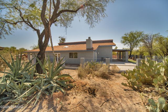 5617 N Camino Del Conde, Tucson, AZ 85718