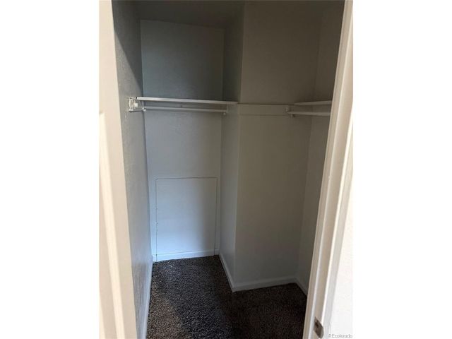 1193 Akron St, Aurora, CO 80010