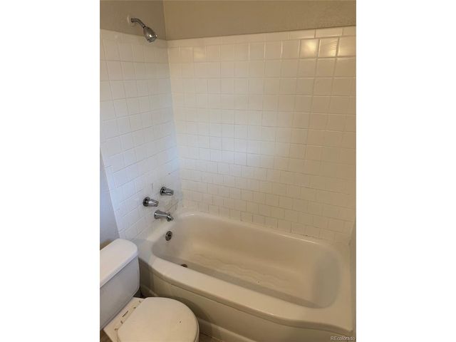 1193 Akron St, Aurora, CO 80010