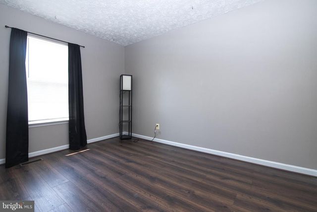 26 HICKORY, Elkton, MD 21921