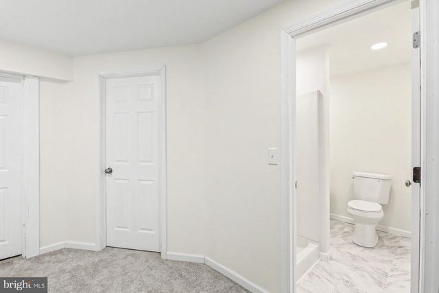 12 LOCUST ST, Stewartstown, PA 17363