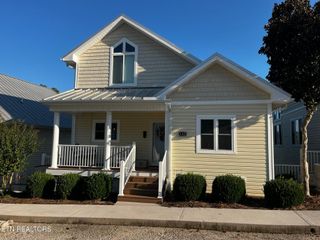 135 N Deer Hill Village Lane A, Lafollette, TN 37766