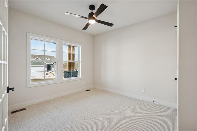 2157 Black Walnut Drive, Liberty, MO 64068