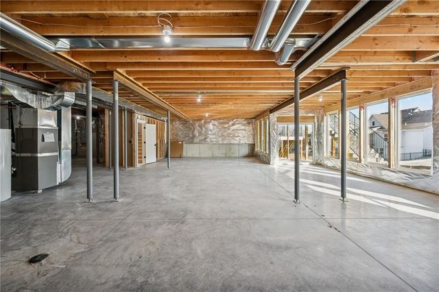 2157 Black Walnut Drive, Liberty, MO 64068