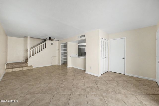 1342 W EMERALD Avenue 403, Mesa, AZ 85202