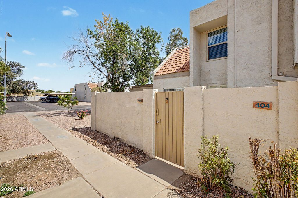 1342 W EMERALD Avenue 403, Mesa, AZ 85202 — photo 3