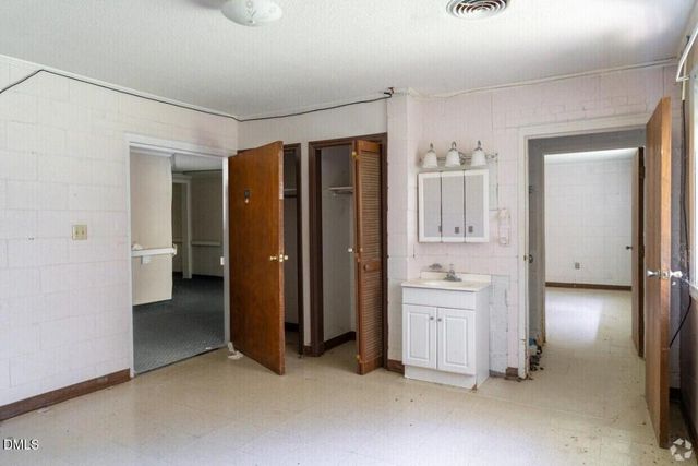 306 S Allen Road, Wake Forest, NC 27587