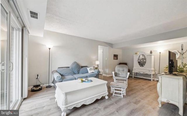 3841 SAINT BARNABAS RD #T1, Suitland, MD 20746