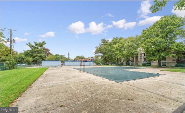 3841 SAINT BARNABAS RD #T1, Suitland, MD 20746