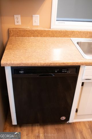 943 Madison Avenue, Valdosta, GA 31602