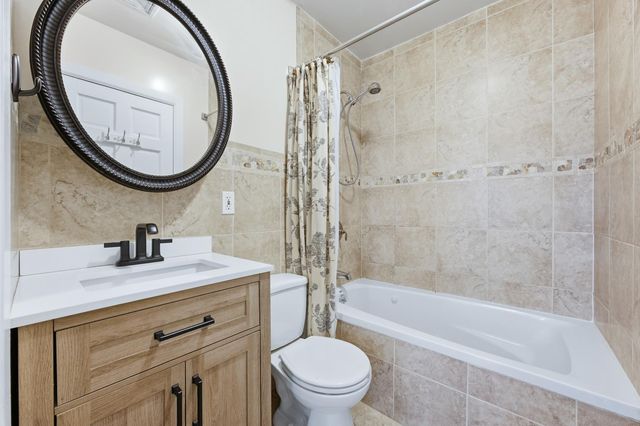 621 90th Street # 2, New York City, NY 11228