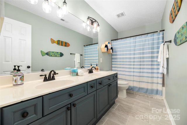 137 Chandeleur Drive, Mooresville, NC 28117