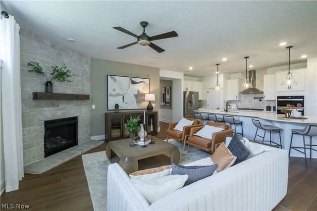 6718 Montville Reserve Lane, Medina, OH 44256