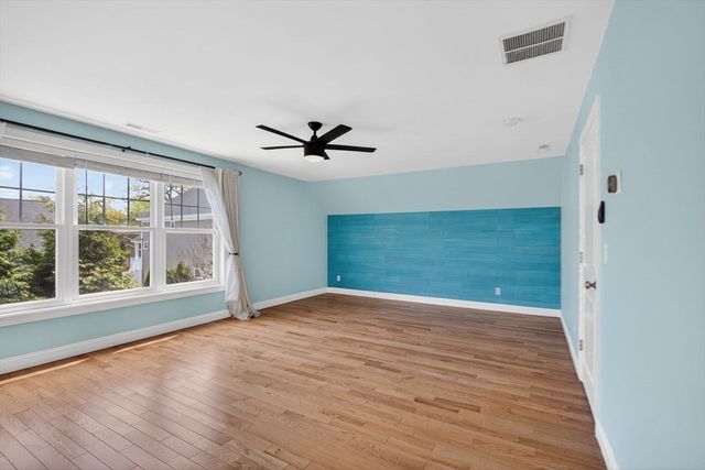 12 Old County Rd, Salisbury, MA 01952