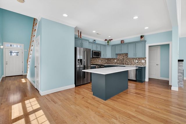 12 Old County Rd, Salisbury, MA 01952