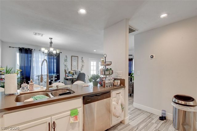 4442 Via San Rafael, Las Vegas, NV 89103