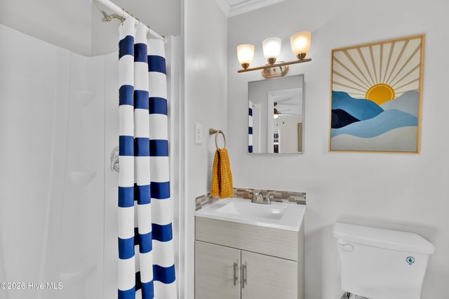 106 Green Meadows Drive, Wilmington, NC 28405