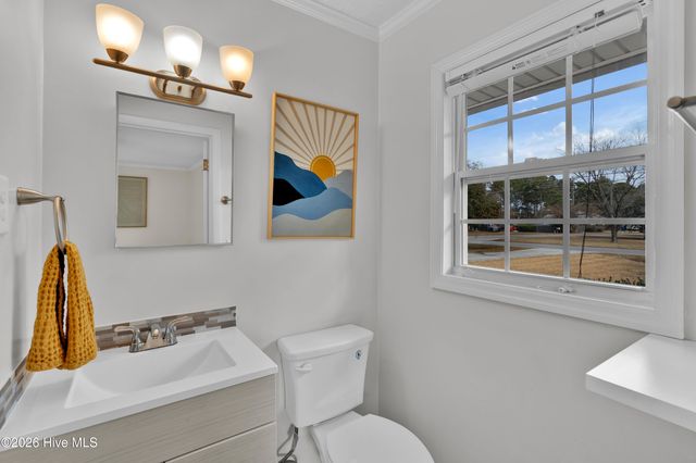 106 Green Meadows Drive, Wilmington, NC 28405