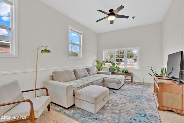 106 Green Meadows Drive, Wilmington, NC 28405