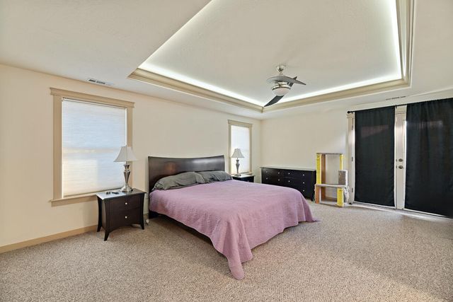 536 Rogue Air Drive, Shady Cove, OR 97539