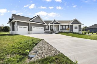 6682 Morning Dew LANE, Sun Prairie, WI 53590
