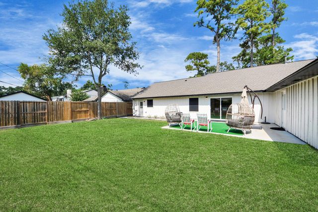 10227 Metronome Drive, Houston, TX 77043