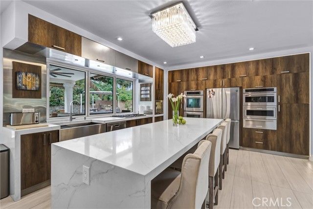 25432 Nottingham Court, Laguna Hills, CA 92653