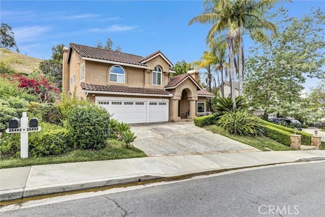 25432 Nottingham Court, Laguna Hills, CA 92653