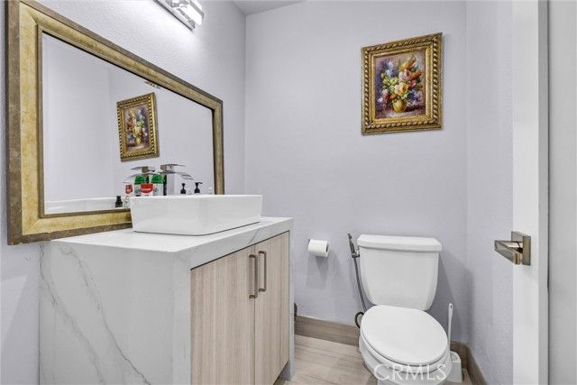 25432 Nottingham Court, Laguna Hills, CA 92653