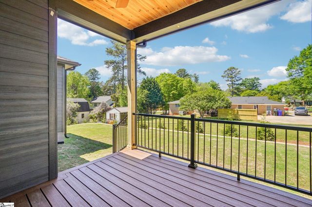 44 Village Crest Drive, Greenville, SC 29607