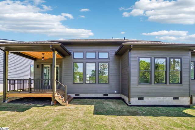 44 Village Crest Drive, Greenville, SC 29607