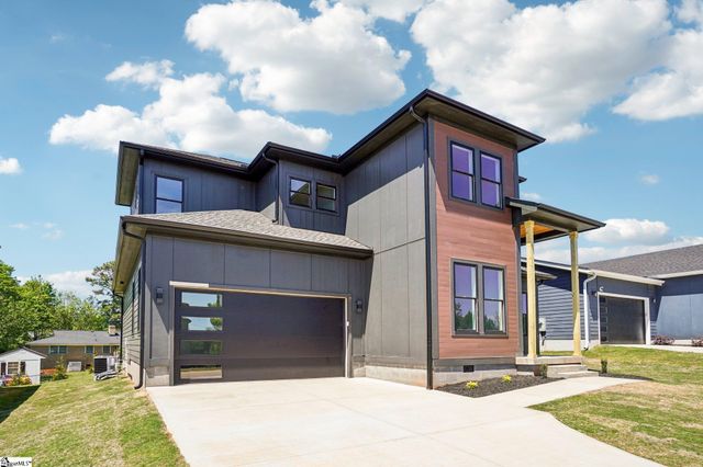 44 Village Crest Drive, Greenville, SC 29607