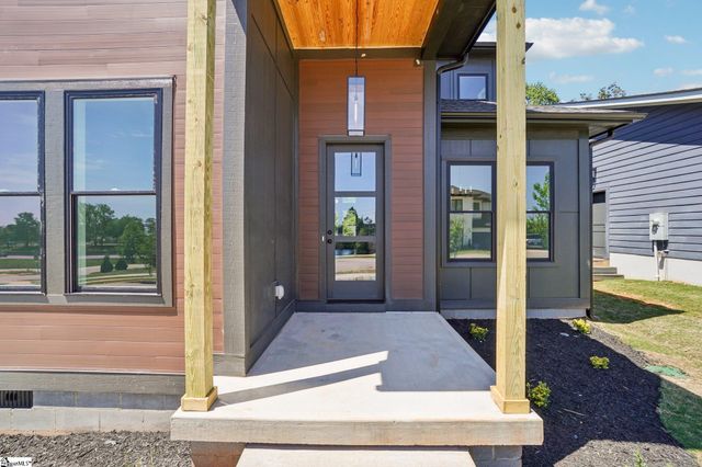 44 Village Crest Drive, Greenville, SC 29607