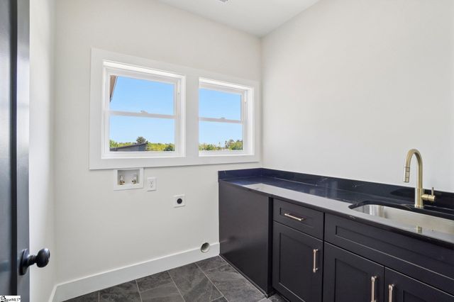 44 Village Crest Drive, Greenville, SC 29607