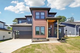 44 Village Crest Drive, Greenville, SC 29607