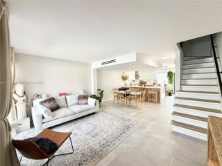1990 Brickell Avenue K, Miami, FL 33129