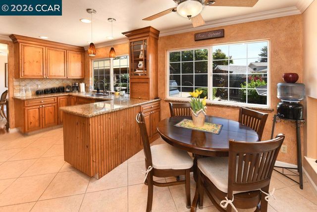 1894 Sagewood Ct, Concord, CA 94521