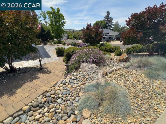 1894 Sagewood Ct, Concord, CA 94521