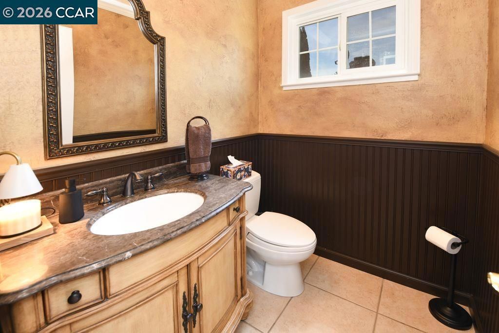 Image 31 of property listing at 1894 Sagewood Ct, Concord, CA 94521