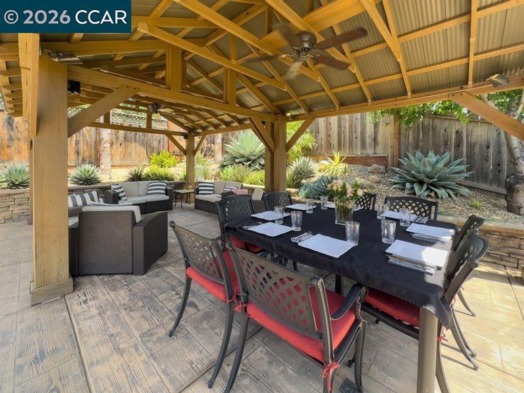 Image 36 of property listing at 1894 Sagewood Ct, Concord, CA 94521