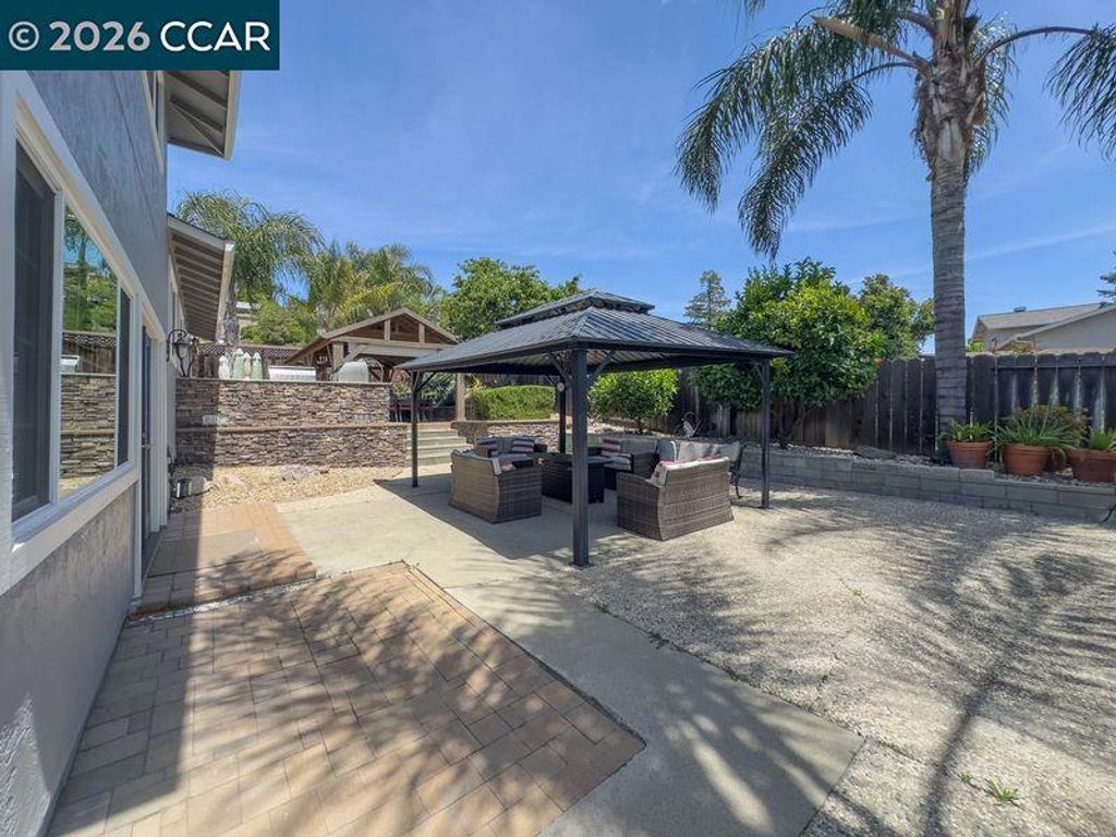 Image 41 of property listing at 1894 Sagewood Ct, Concord, CA 94521