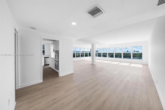 9100 W Bay Harbor Dr 5A, Bay Harbor Islands, FL 33154