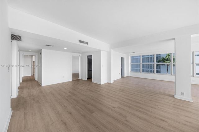 9100 W Bay Harbor Dr 5A, Bay Harbor Islands, FL 33154