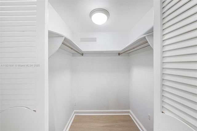 9100 W Bay Harbor Dr 5A, Bay Harbor Islands, FL 33154