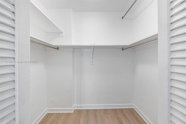 9100 W Bay Harbor Dr 5A, Bay Harbor Islands, FL 33154