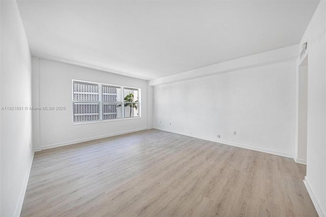 9100 W Bay Harbor Dr 5A, Bay Harbor Islands, FL 33154