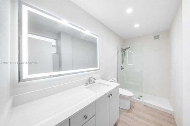 9100 W Bay Harbor Dr 5A, Bay Harbor Islands, FL 33154