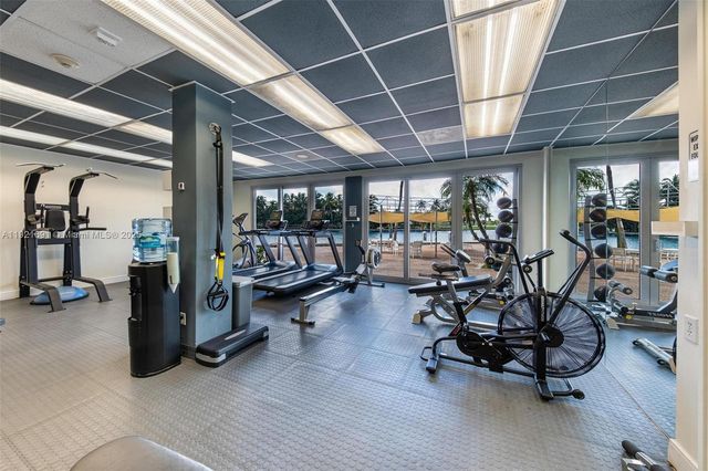 9100 W Bay Harbor Dr 5A, Bay Harbor Islands, FL 33154