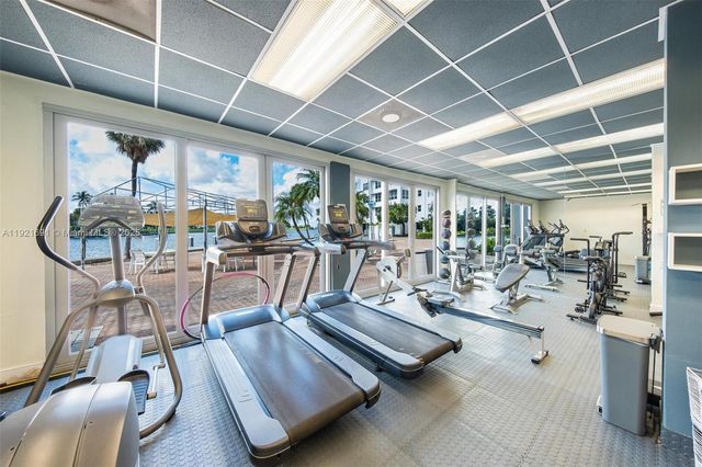 9100 W Bay Harbor Dr 5A, Bay Harbor Islands, FL 33154